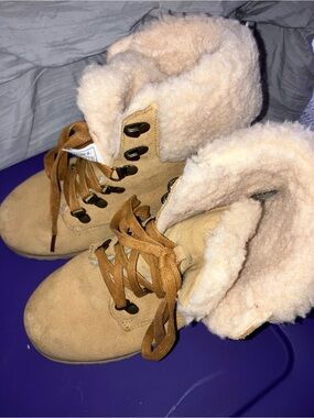 BearPaw Shearling-Lined Lace-Up Boots - Light Beige
